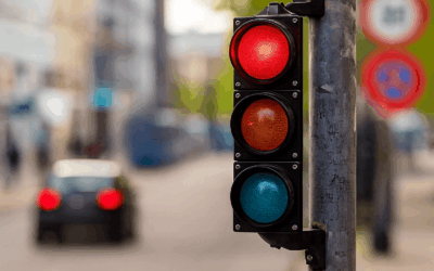 Semáforo foto rojo: cómo funciona, multas y cómo recurrir