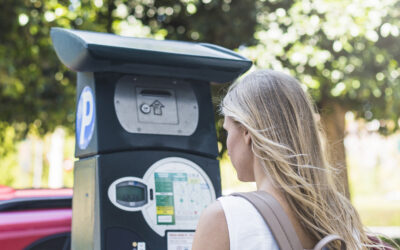 Aparcar gratis en Madrid tiene los días contados: el estacionamiento regulado se extenderá a la noche, fines de semana y festivos